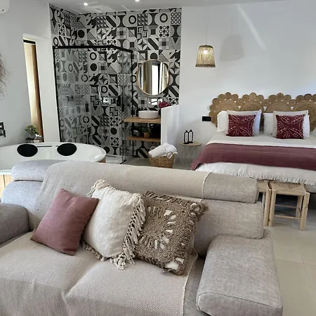 Lichi Benamahoma Apartment *